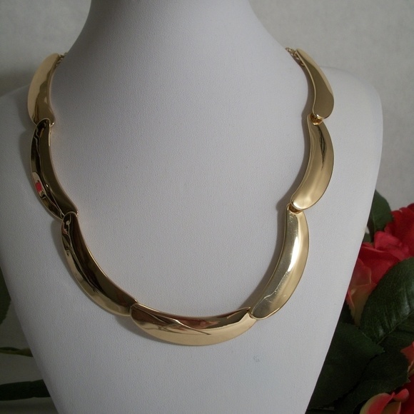 Robert Lee Morris Soho Gold Tone Necklace - Picture 3 of 5